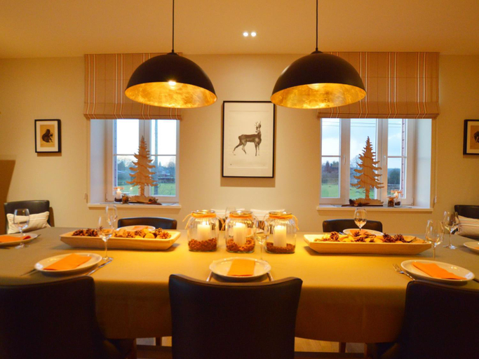 Food & Drinks, Charming Fens Family Home, Liège