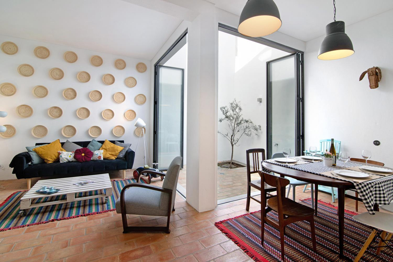 Others 5, Casa Loule, Loulé