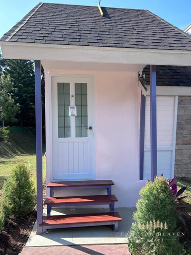 Exterior 6