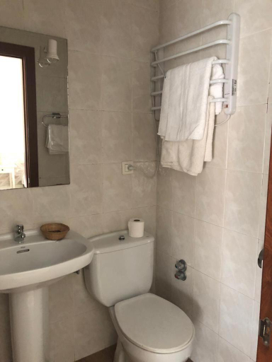 Others 4, Pension Cantabrico, Asturias