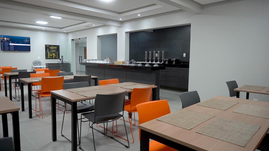Others 5, Hotel Tupinamba, Santa Inês