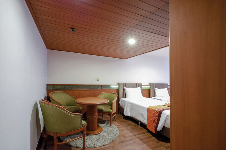 Bedroom 12