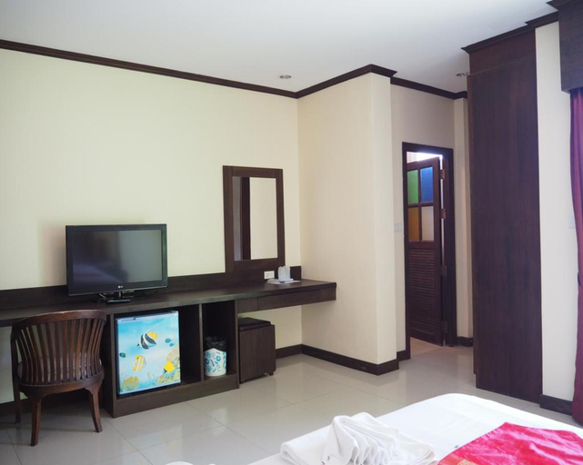 Bedroom 6