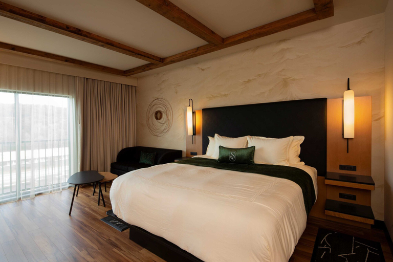 Bedroom 3, The Swiftwater, Monroe