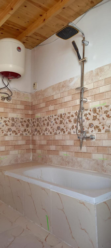 Shower, Casablanca Guest House, Aswan