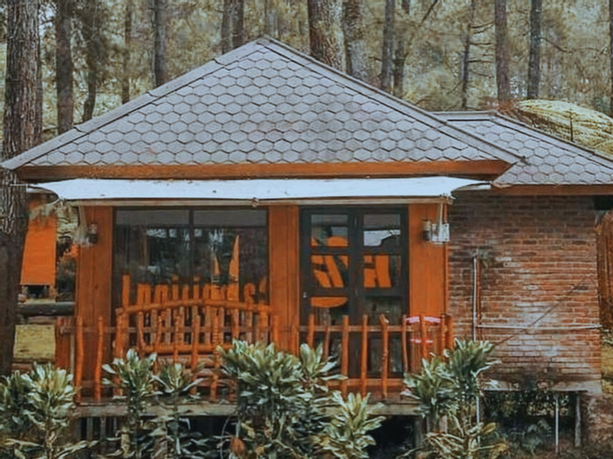 Exterior 1