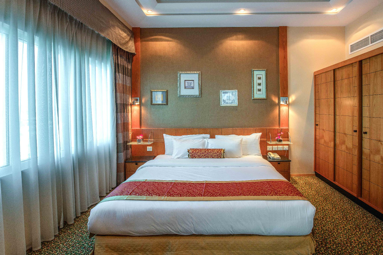 Bedroom 30