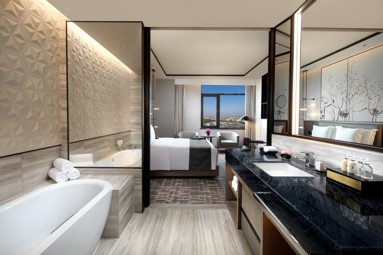 Bathroom 25