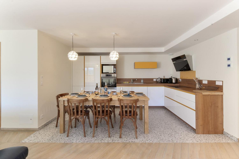 Others 3, L'Abeille - Renovated - 4 bedroom - 8 person-110sqm - Views!, Haute-Savoie