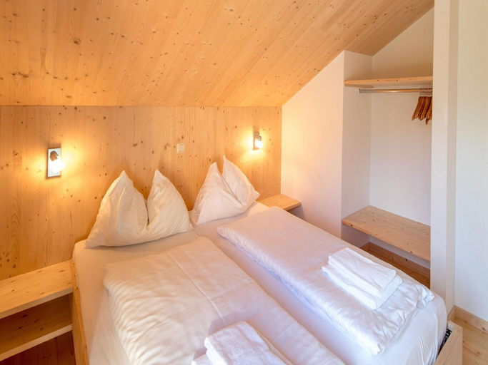 Bedroom 3, Inviting Chalet on the ski Slopes, Murau