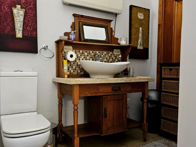 Bathroom 3, Epicure Home Guesthouse, Ekurhuleni
