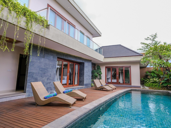Swimming Pool 7