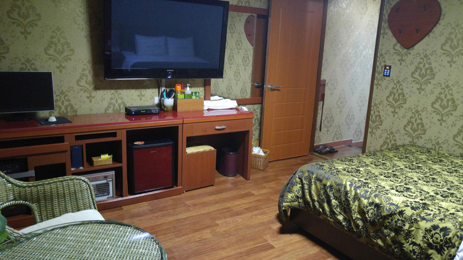 Bedroom 2, Loa Hotel, Nam