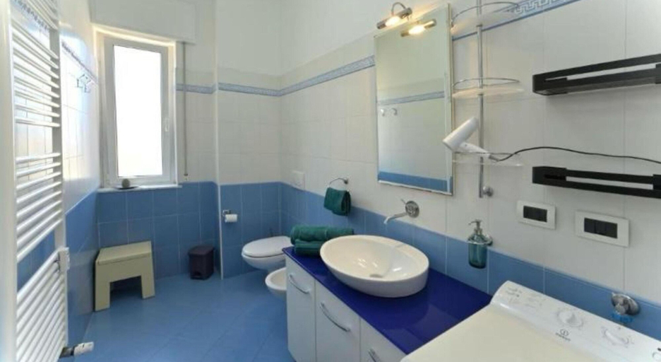Room 5, Casa Roma Apartment in Albenga, Savona