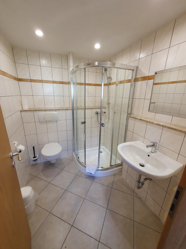 Bathroom 3, Feriendorf Fuchsberg, Bautzen
