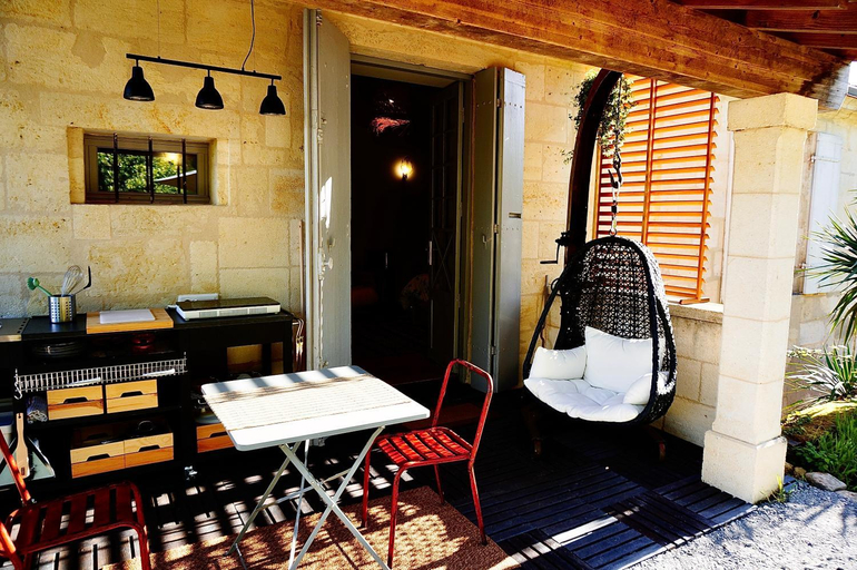 Food & Drinks 4, Villa Bacchus, Gironde