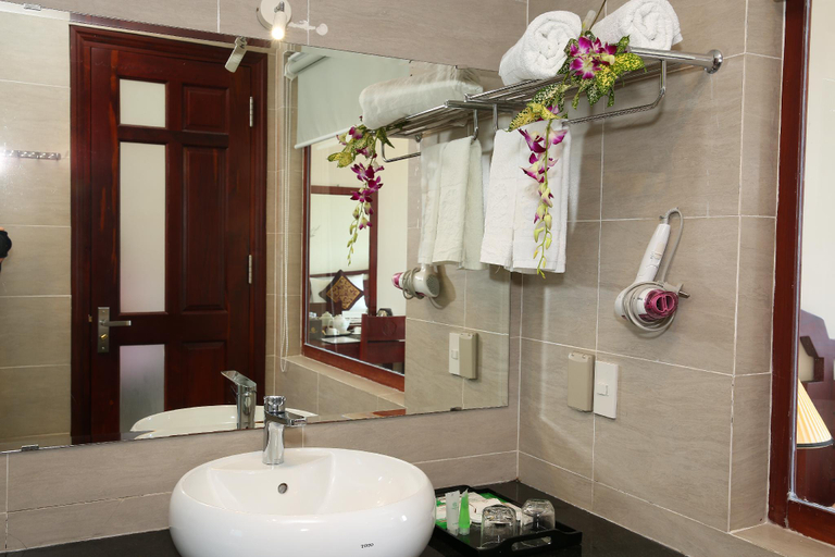 Bathroom 3, Tropicana Resort Phu Quoc, Phú Quốc