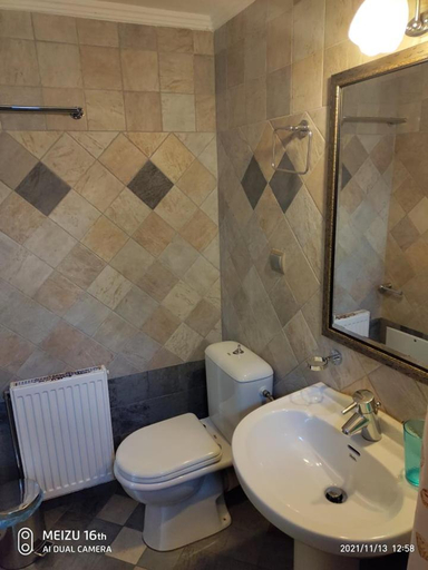 Others 4, Petrounis Hotel, Peloponnese