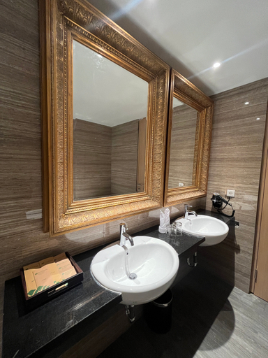Bathroom 5, Wyndham Garden Yogyakarta Conference Hotel & Action Park, Sleman