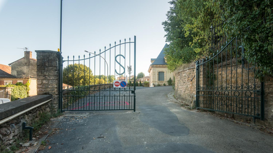 Entrance, Villa Cote Ouest avec Jacuzzi Privatif, Dordogne