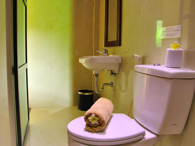 Bathroom 7