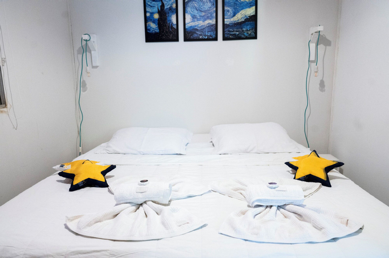 Bedroom 21