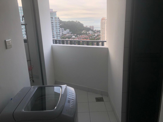 Bathroom 4, Seaview Water Purify Cozy Comfortable for Short & Long Stay in The Landmark by Katana, Pulau Penang