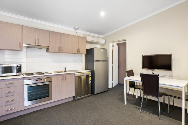 Dining Room 4