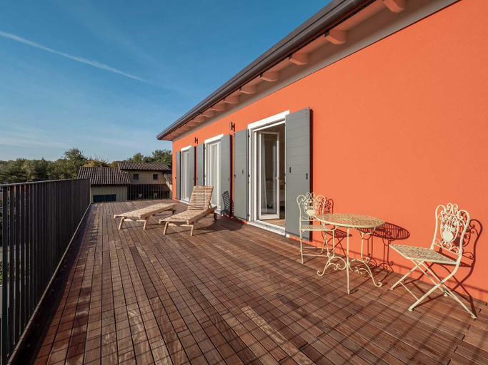 Balcony/terrace 3, Luxury Golf Villa I & Luxury Golf Villa II, Novara