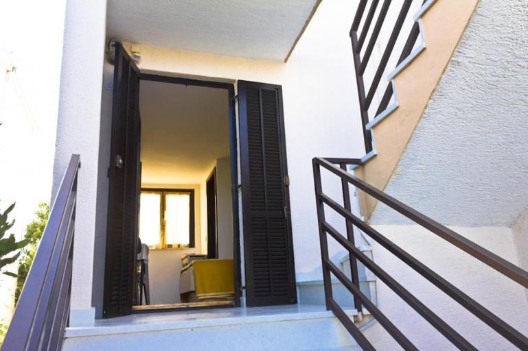Others 4, Room in Rogoznica with W-LAN 3338-5, Rogoznica