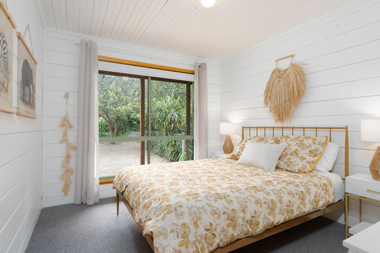 Bedroom, The Beach Cottage, Colac-Otway - South