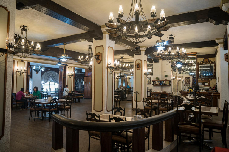 Food & Drinks 5, Hotel Sierra Gorda, Victoria