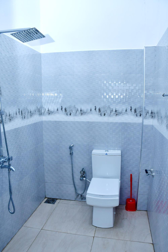 Bathroom 4, Ella Dilshan Cottage, Ella