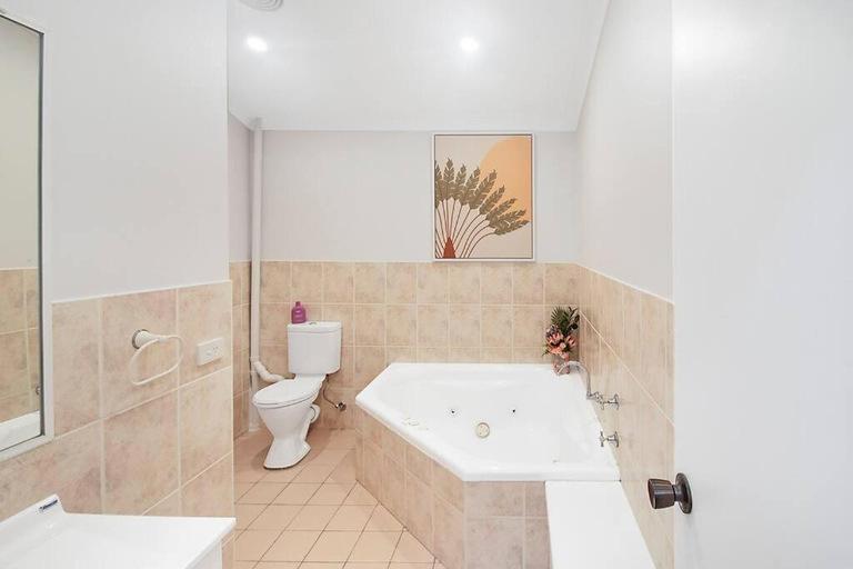 Bedroom 3, George's On First, Coffs Harbour - Pt A