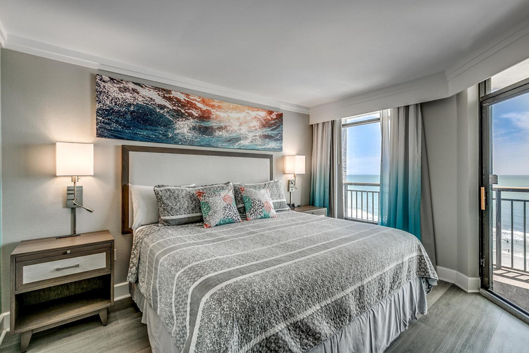 Bedroom 2, Grande Cayman Resort, Horry