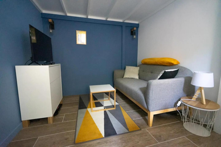 Others 3, Marechal's Studio near train station & downtown, Loire-Atlantique