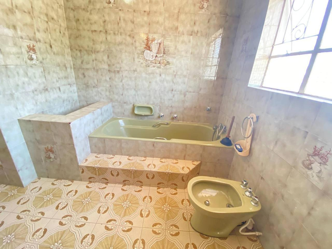 Others 3, CHIC Guest House & Solar system accommodations, Ekurhuleni