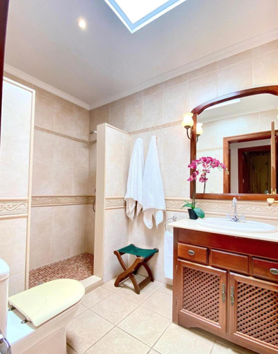 Bathroom 4, Villa Agatha, vacaciones en familia en Lanzarote, Las Palmas