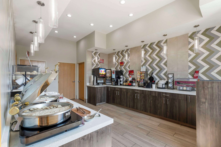 Food & Drinks 5, Best Western Plus Des Moines West Inn & Suites, Polk
