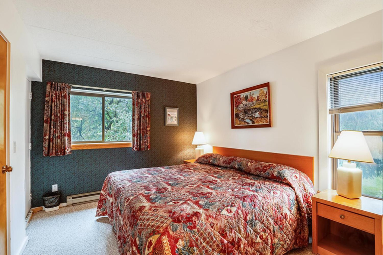 Bedroom 3, Pinnacle C10, Rutland
