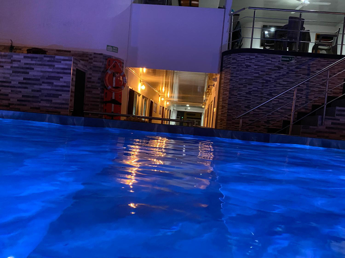 Sport & Beauty 2, Hotel Suit Esmeralda, Girardot
