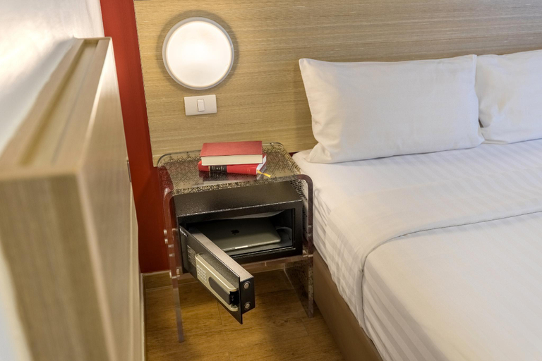 Bedroom 26