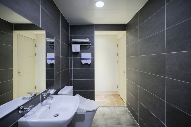 Bathroom 4, VIP Hotel Mokpo, Muan