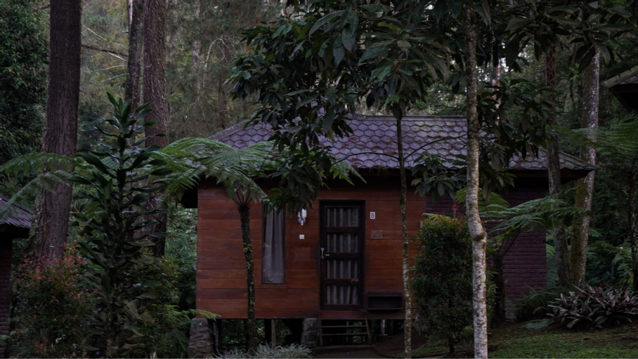 Exterior 2