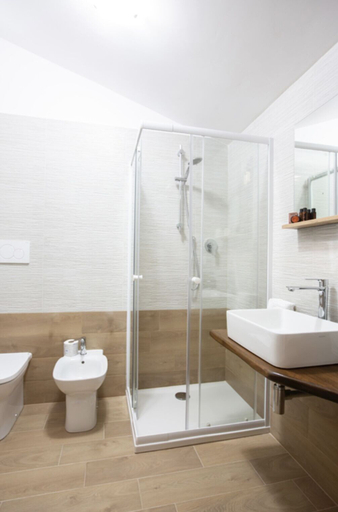 Bathroom 5, Bed and breakfast La Caruscia, Campobasso
