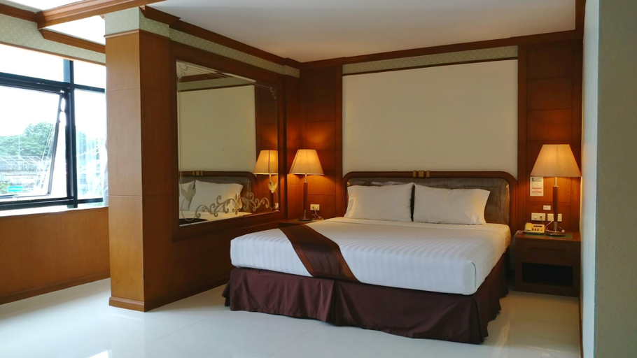 Bedroom 6
