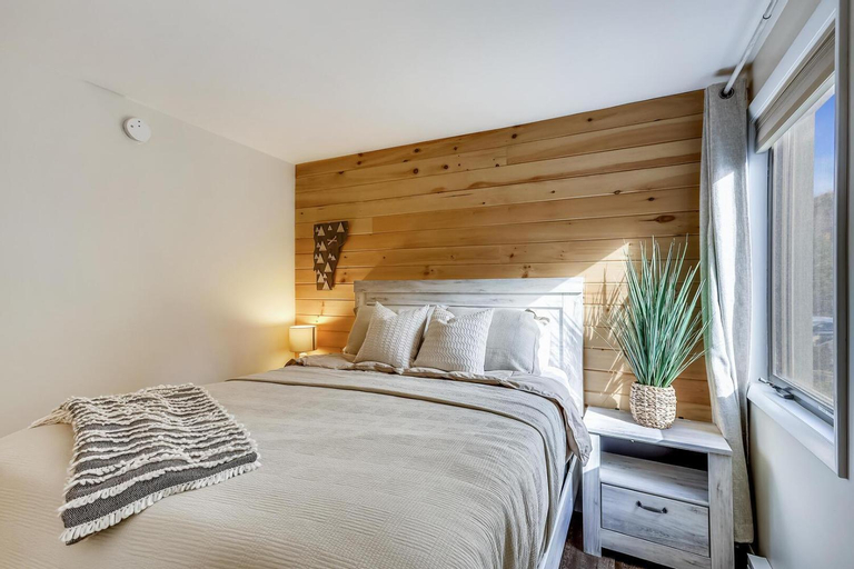Bedroom 1, Whiffletree F6, Rutland