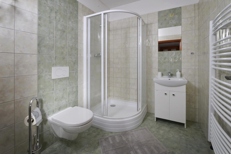 Bathroom 3, Penzion Pivovar Podlesi, Příbram