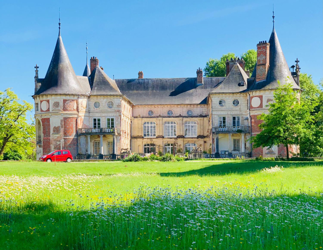 Exterior & Views 1, Guest-House Chateau de Longecourt en Plaine, Côte-d'Or
