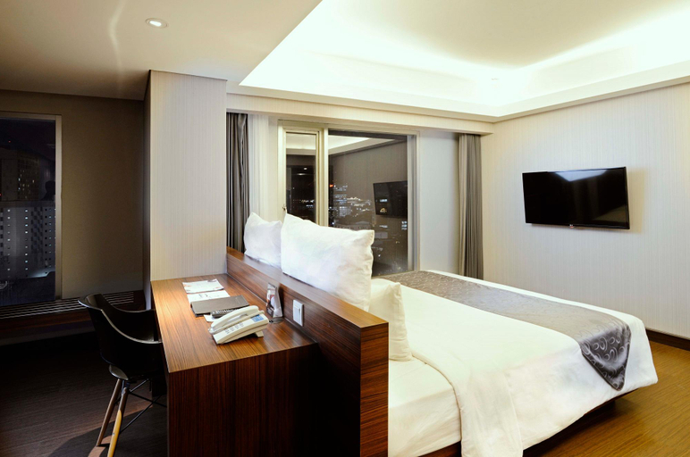 Bedroom 21